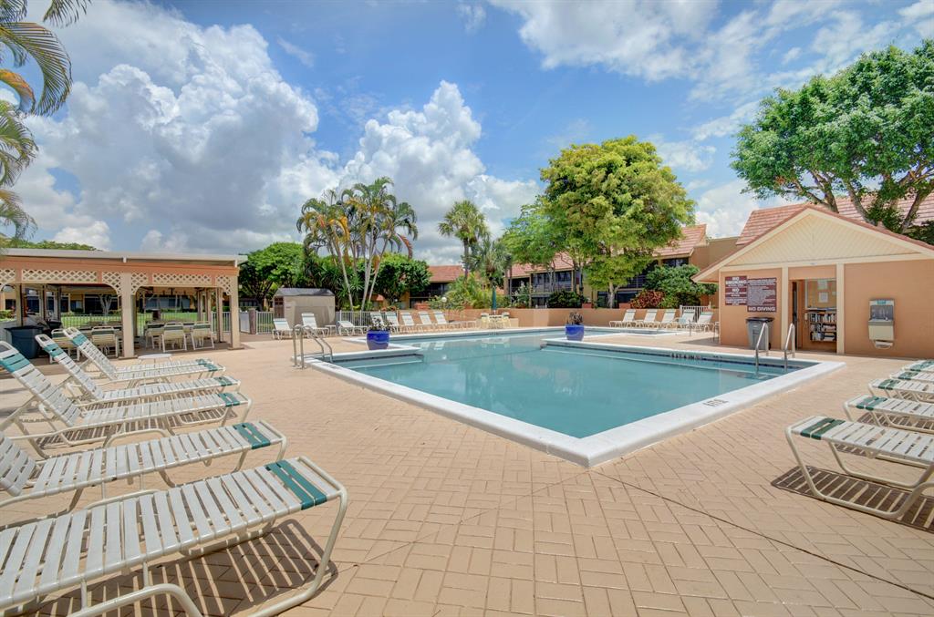 11258 Green Lake Drive Unit: 201