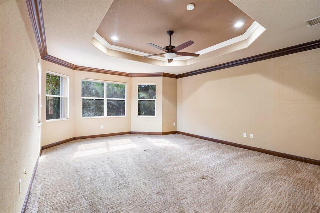 8725 Baystone Cove