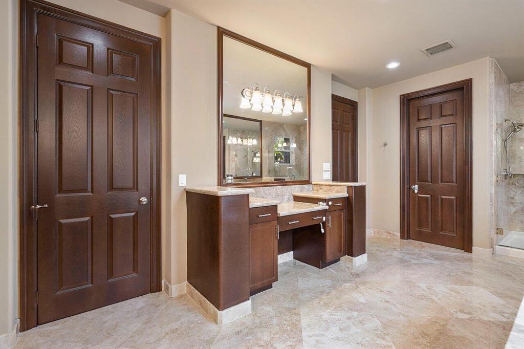 8725 Baystone Cove