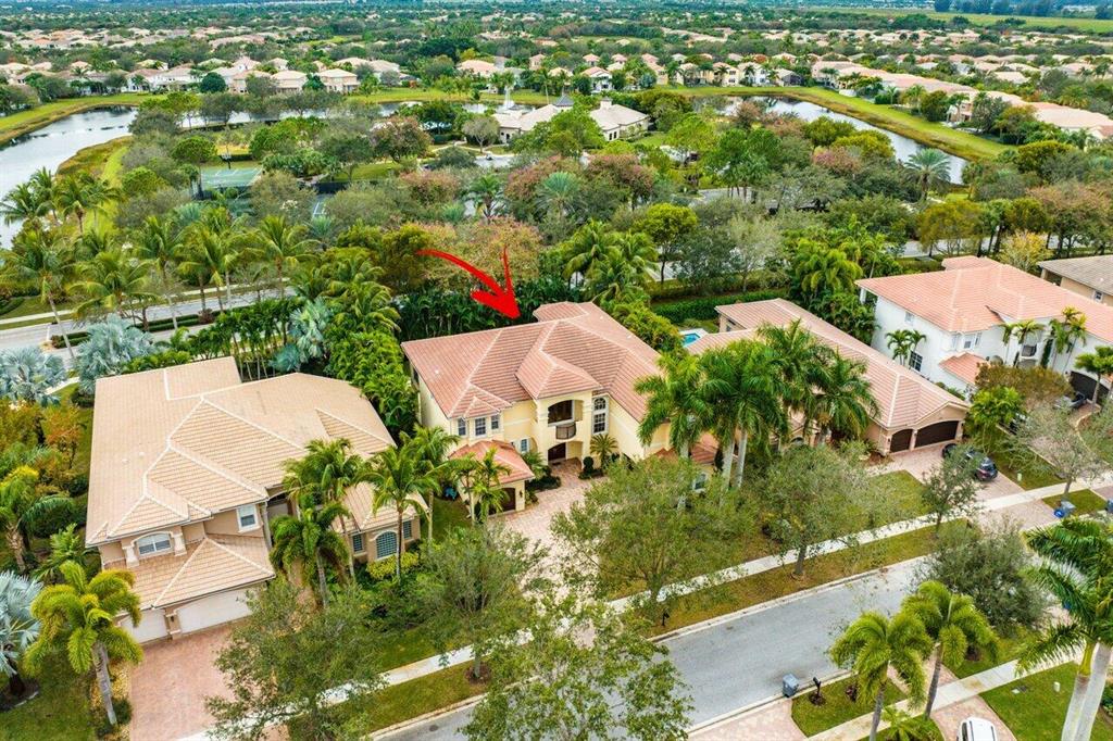 8725 Baystone Cove