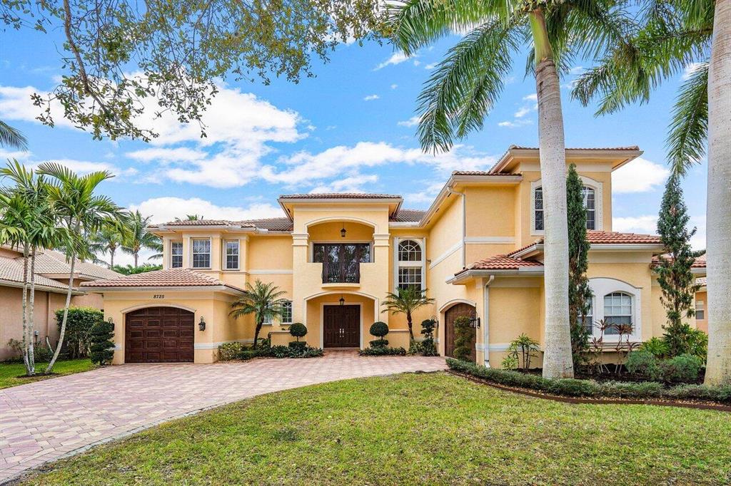 8725 Baystone Cove