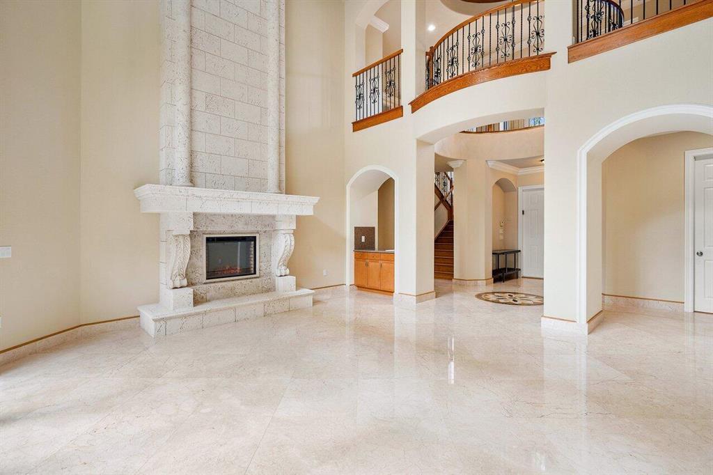 8725 Baystone Cove
