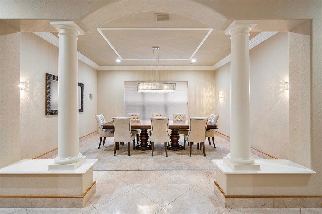 8725 Baystone Cove