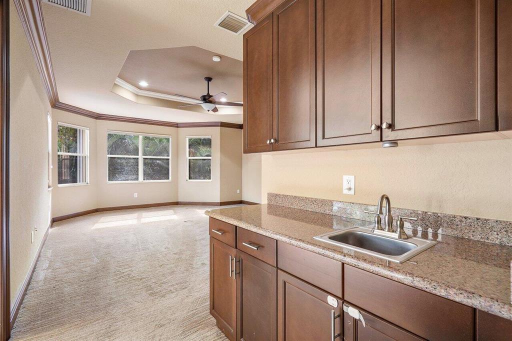 8725 Baystone Cove