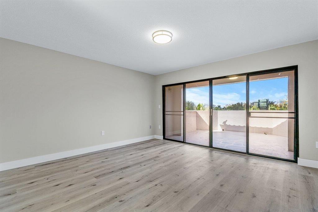 6654 Villa Sonrisa Drive Unit: 422