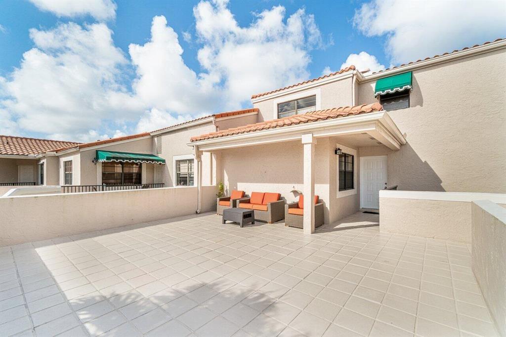 6654 Villa Sonrisa Drive Unit: 422