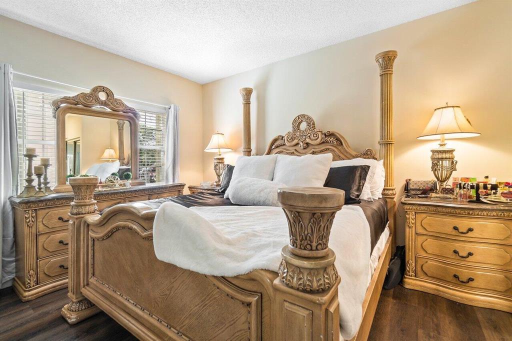 611 Cypress Lake Boulevard Unit: I15