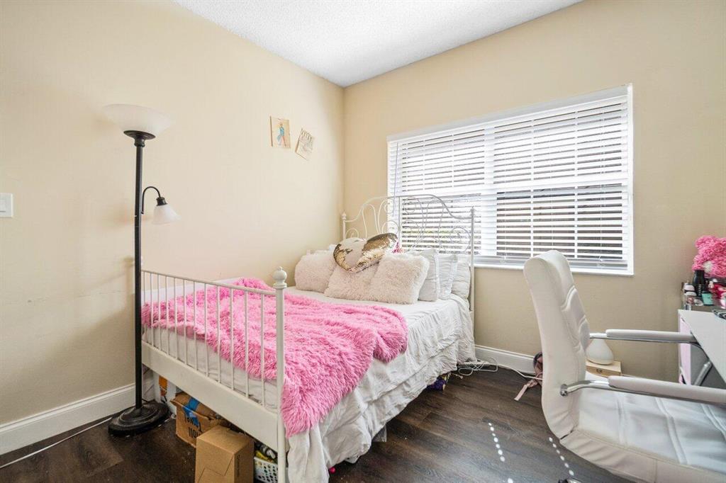 611 Cypress Lake Boulevard Unit: I15