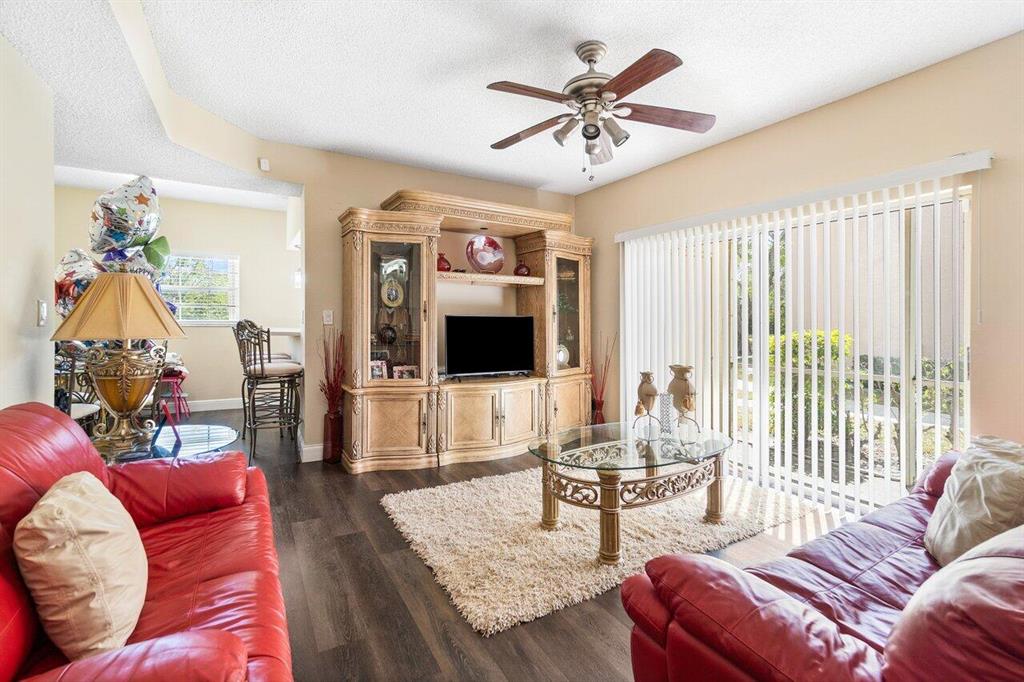 611 Cypress Lake Boulevard Unit: I15