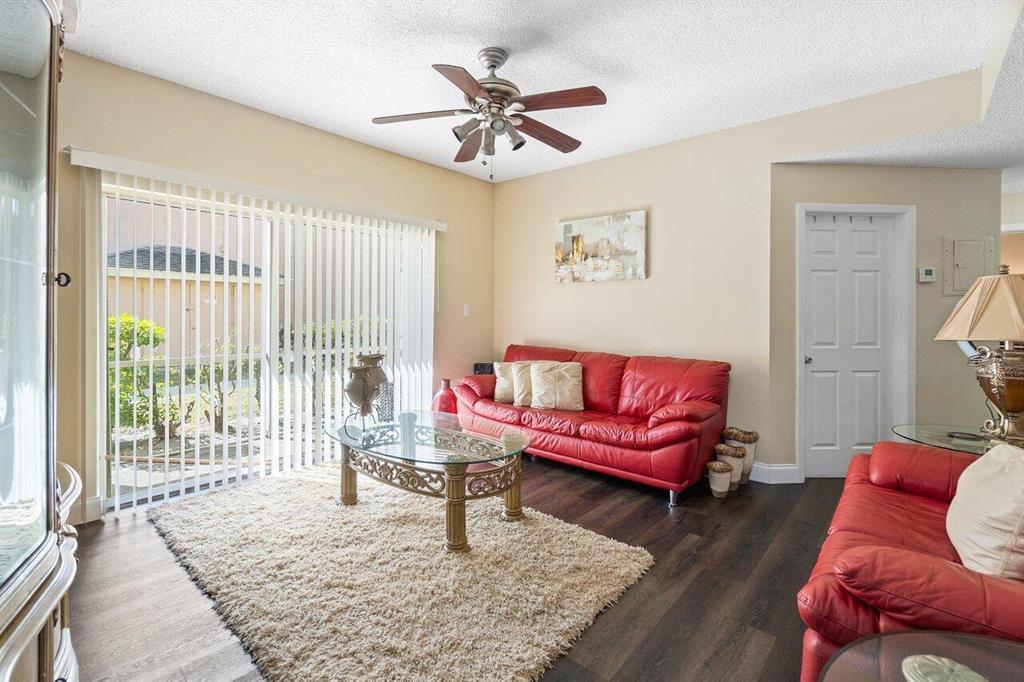 611 Cypress Lake Boulevard Unit: I15