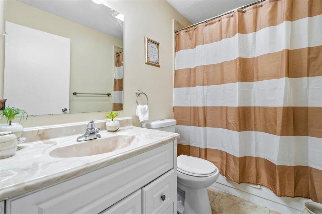 611 Cypress Lake Boulevard Unit: I15