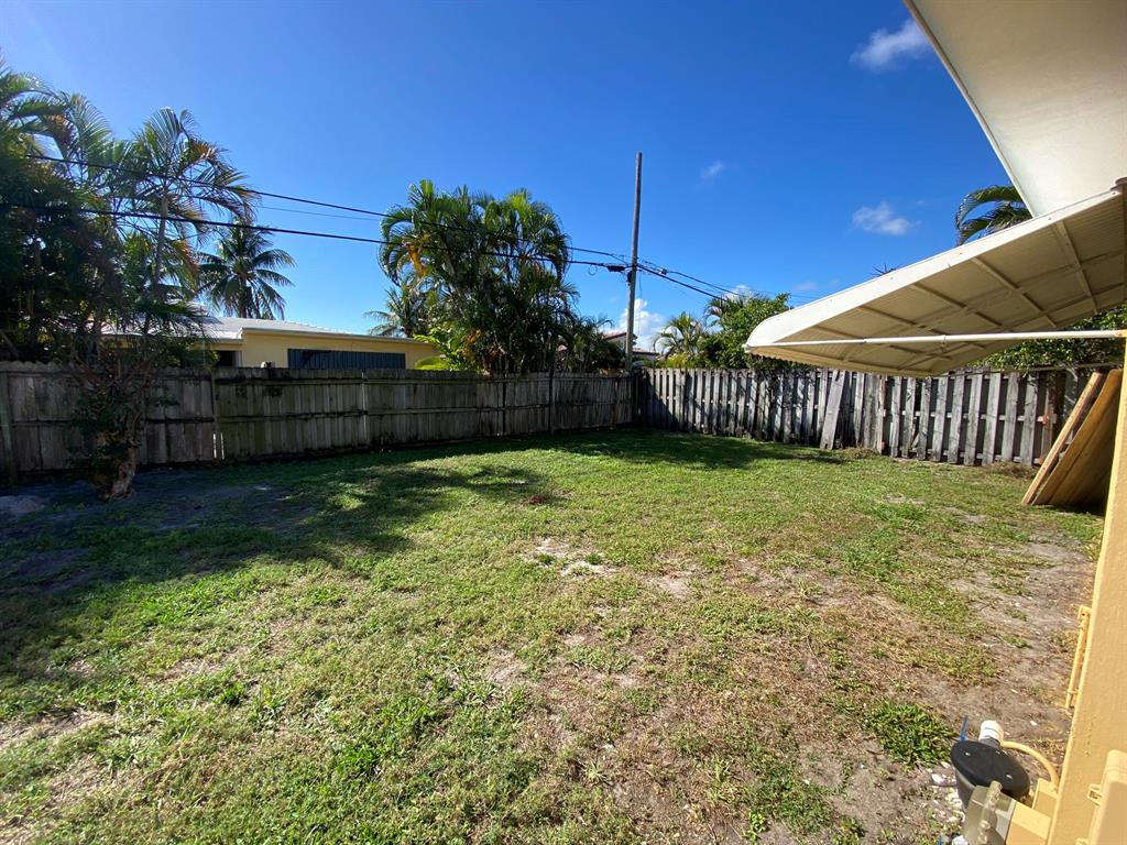 300 NE 31st Street