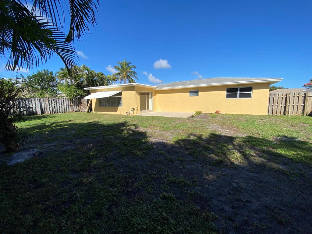 300 NE 31st Street