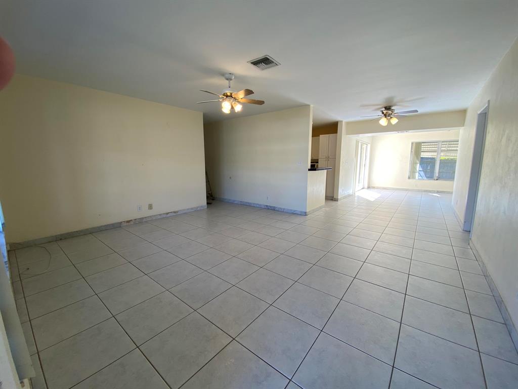 300 NE 31st Street
