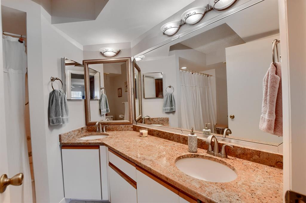 2304 Aspen Way Unit: 2304