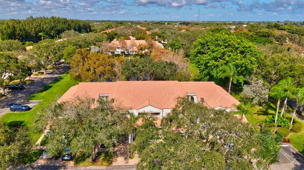 2304 Aspen Way Unit: 2304