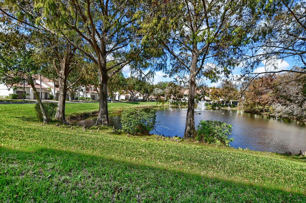 2304 Aspen Way Unit: 2304