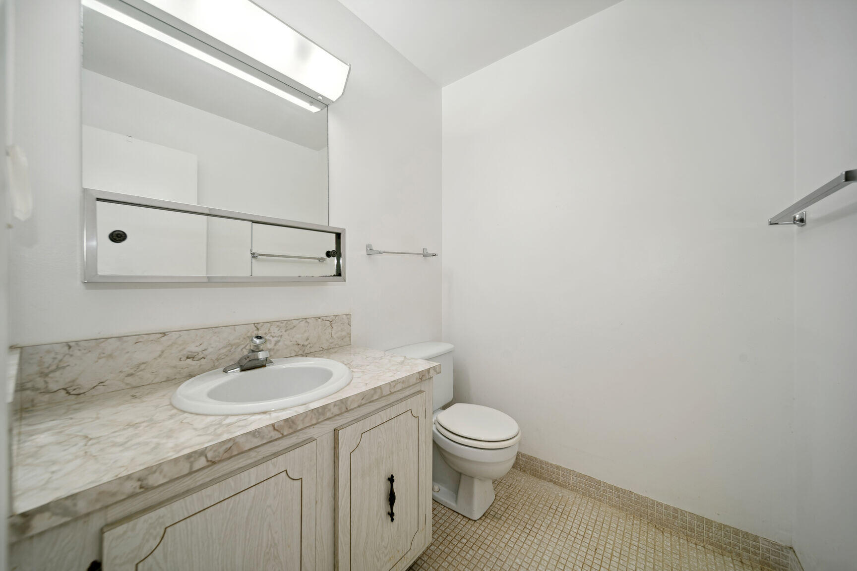 1307 SE High Point Way SE Unit: C