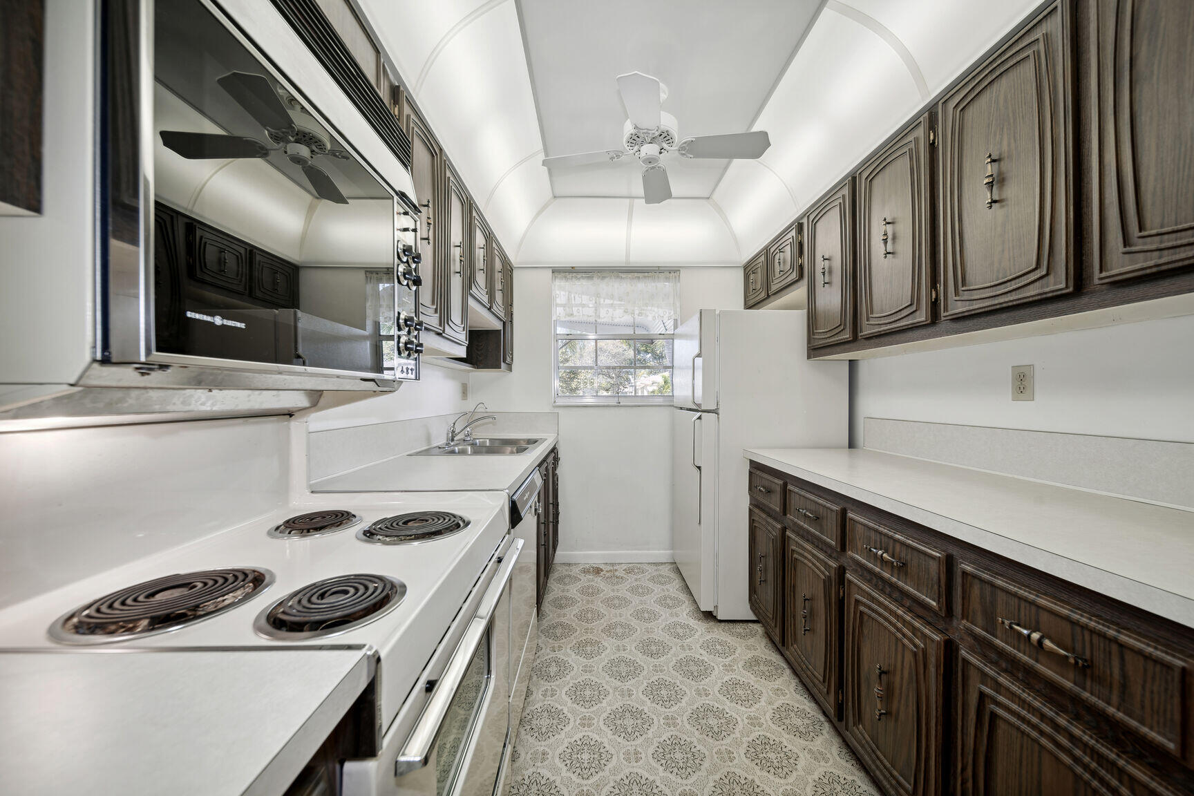 1307 SE High Point Way SE Unit: C