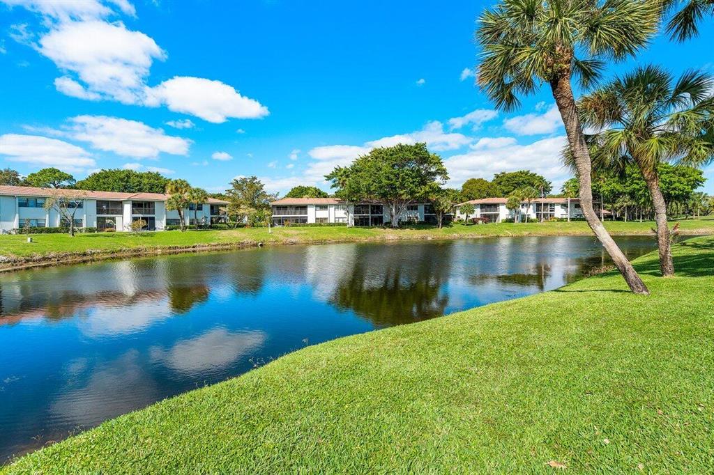34 Southport Lane Unit: G