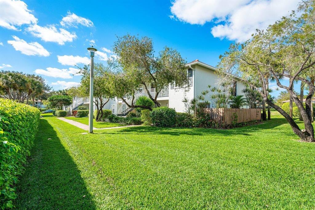 34 Southport Lane Unit: G