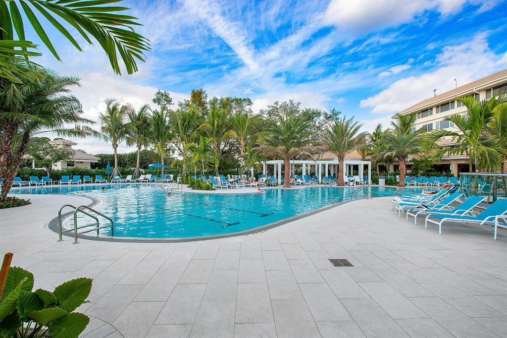 34 Southport Lane Unit: G
