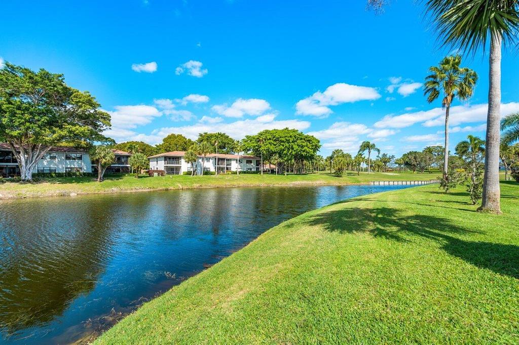 34 Southport Lane Unit: G