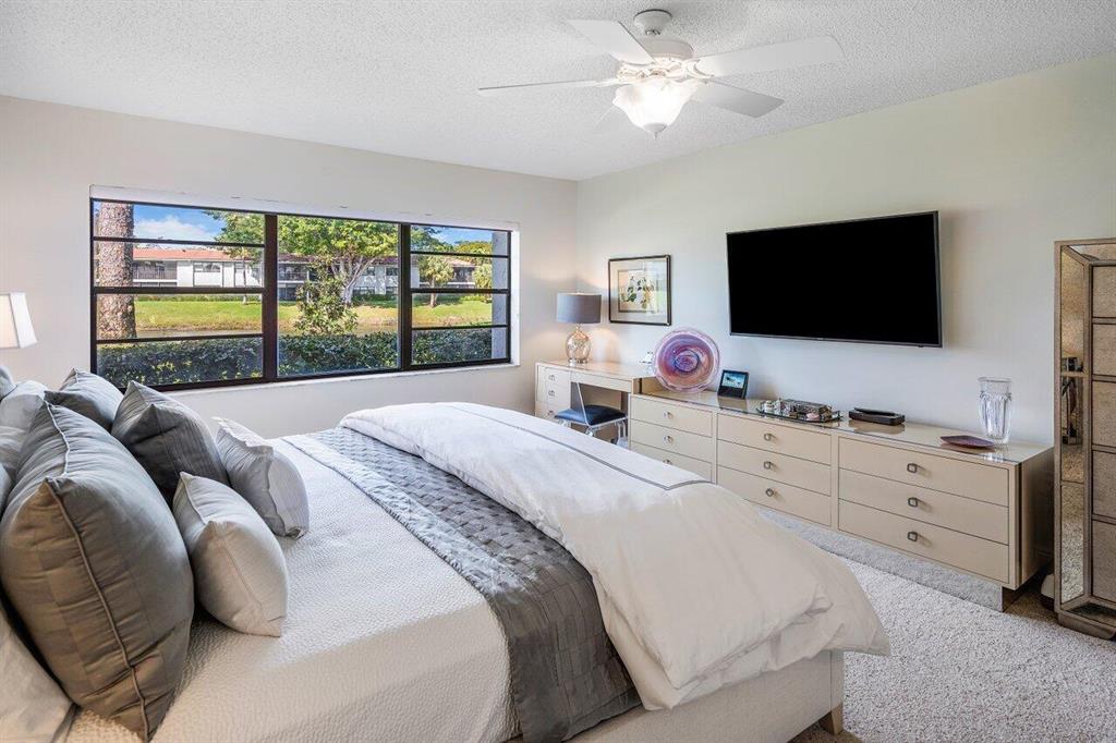 34 Southport Lane Unit: G