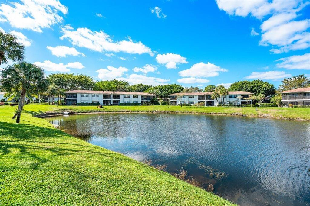 34 Southport Lane Unit: G