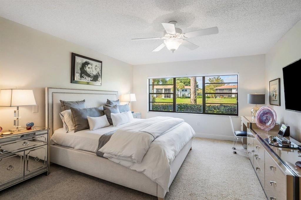 34 Southport Lane Unit: G