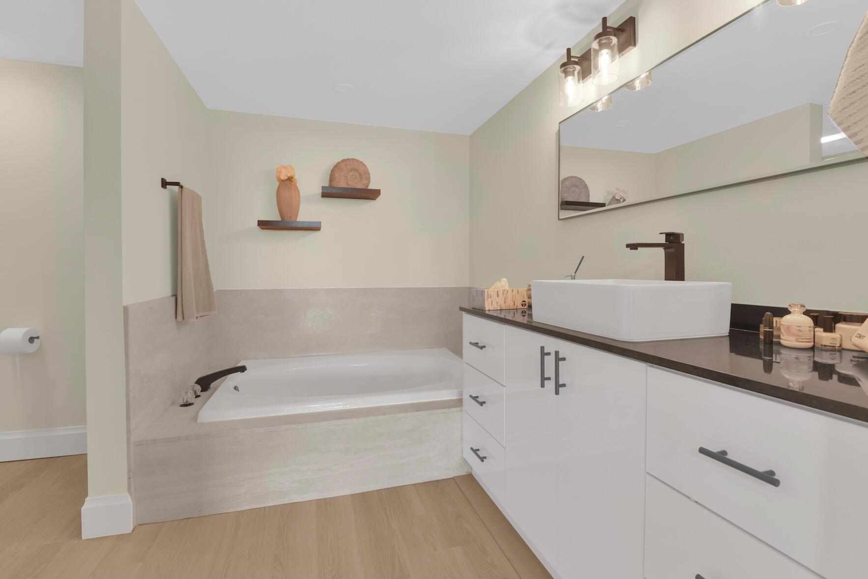 4201 N Ocean Boulevard Unit: 408