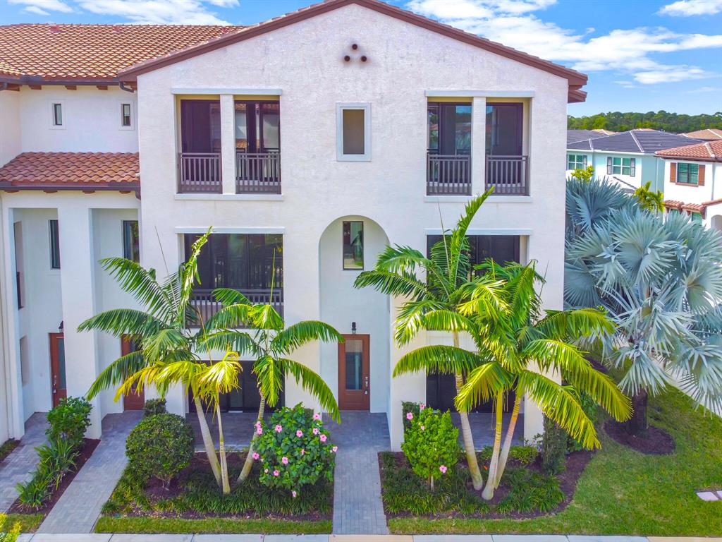 8110 Hobbes Way