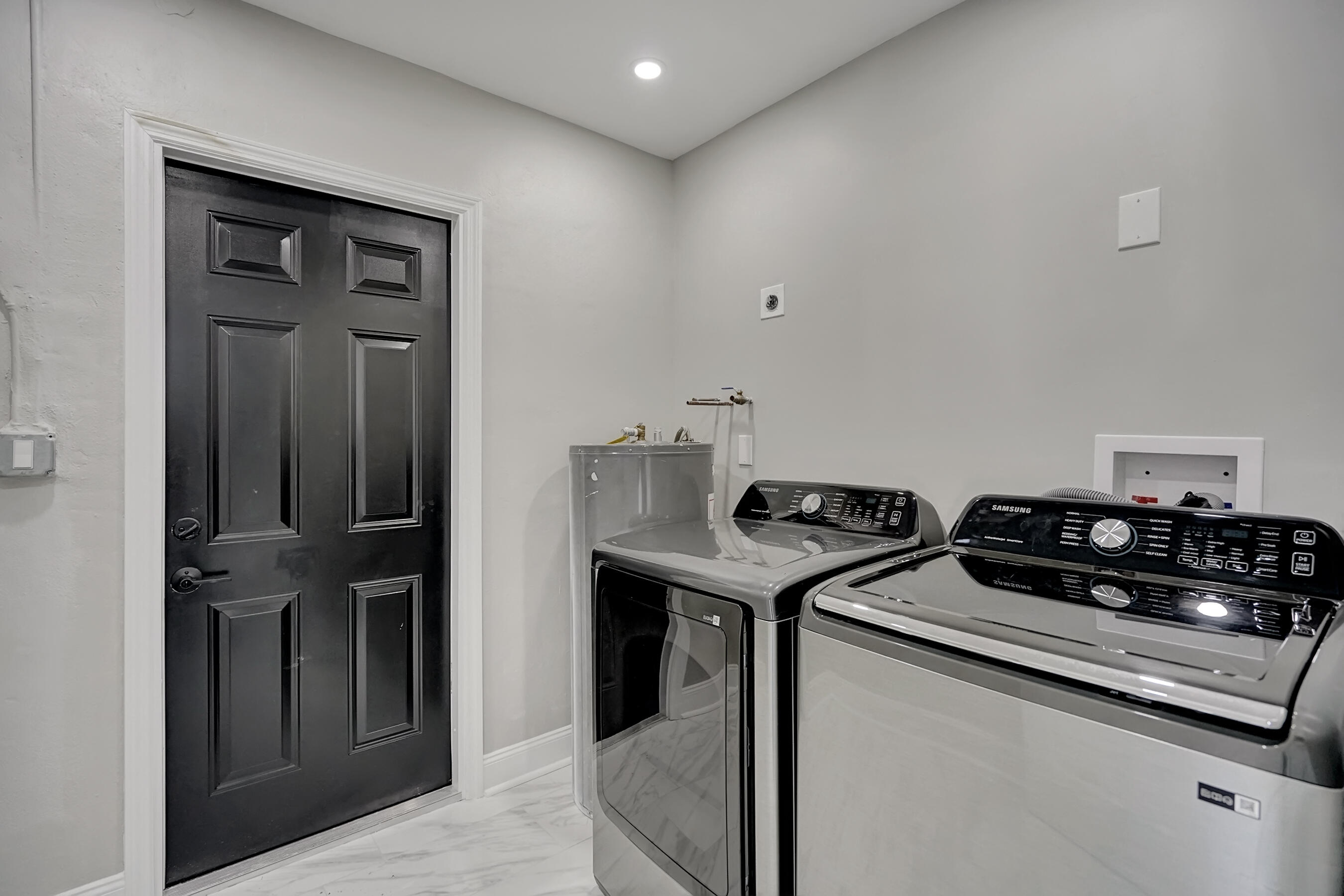 2960 NW 87th Terrace
