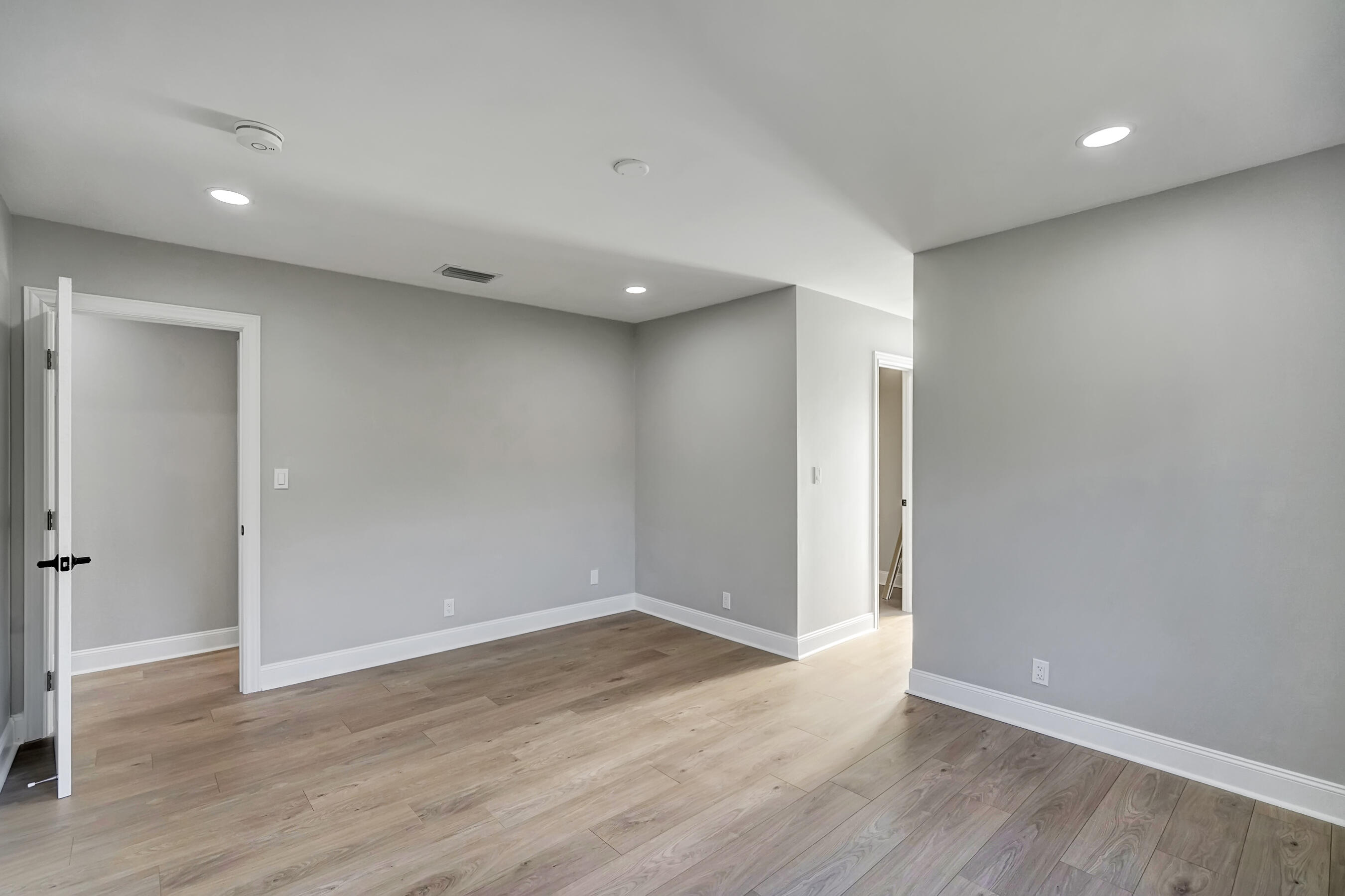 2960 NW 87th Terrace
