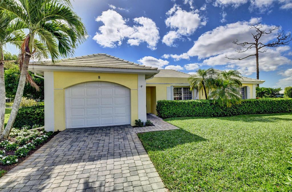 8 Acacia Drive