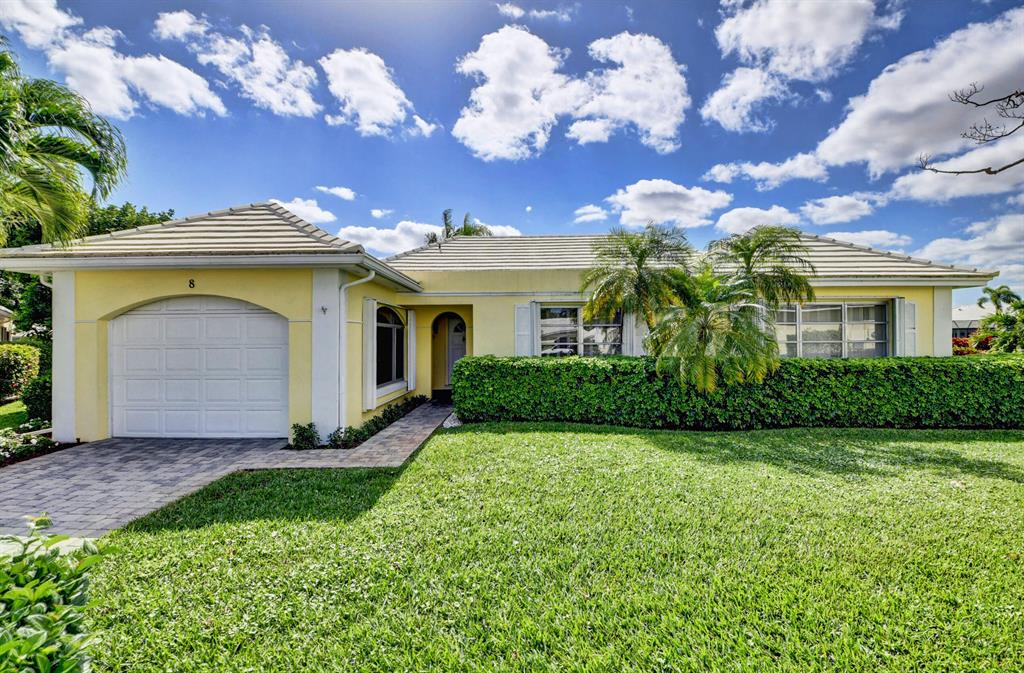 8 Acacia Drive