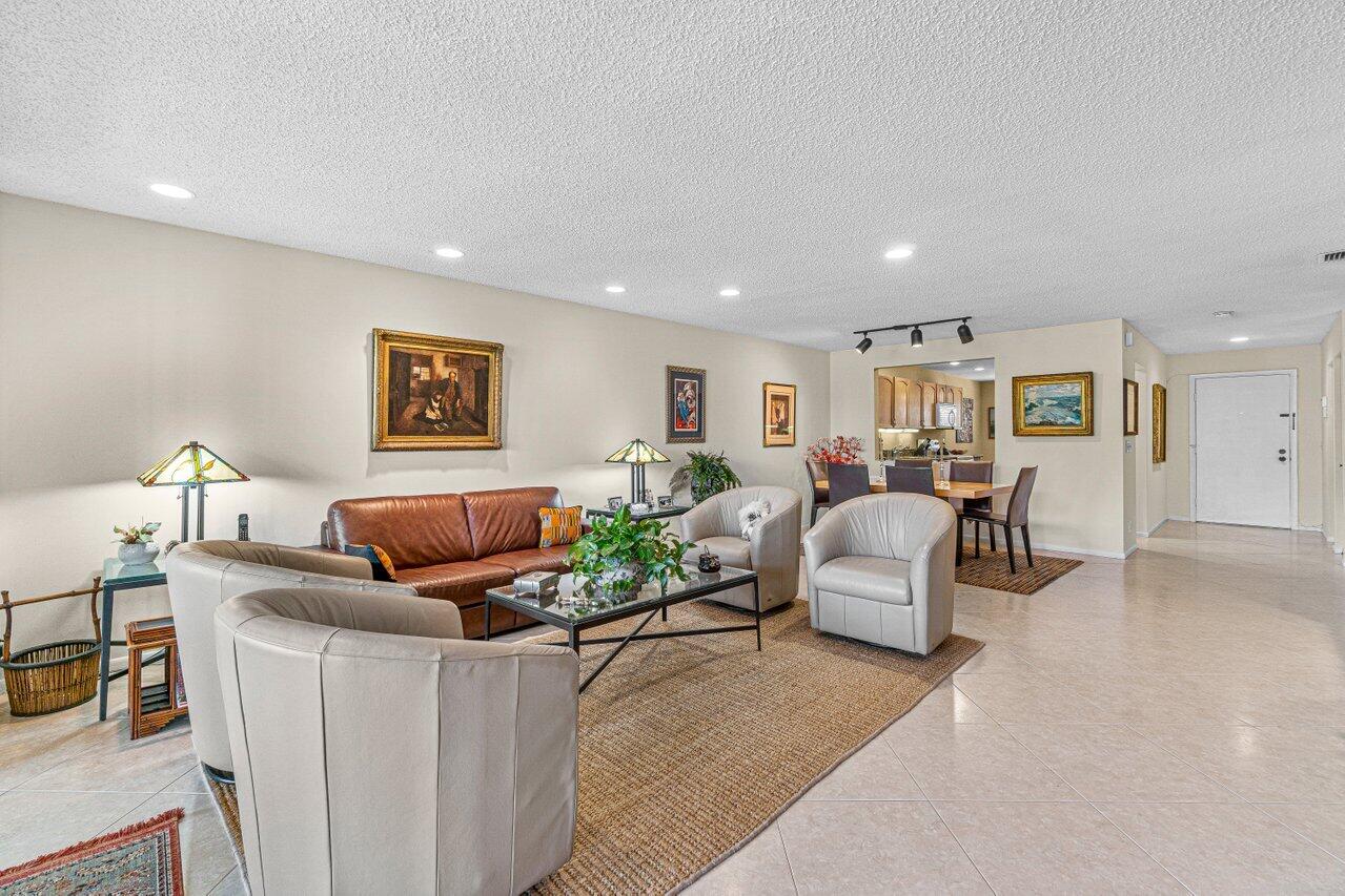 61 Eastgate Drive Unit: C