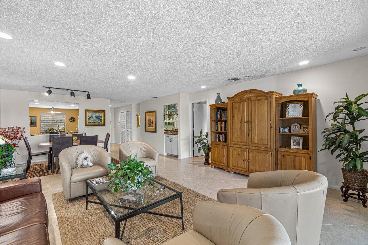 61 Eastgate Drive Unit: C