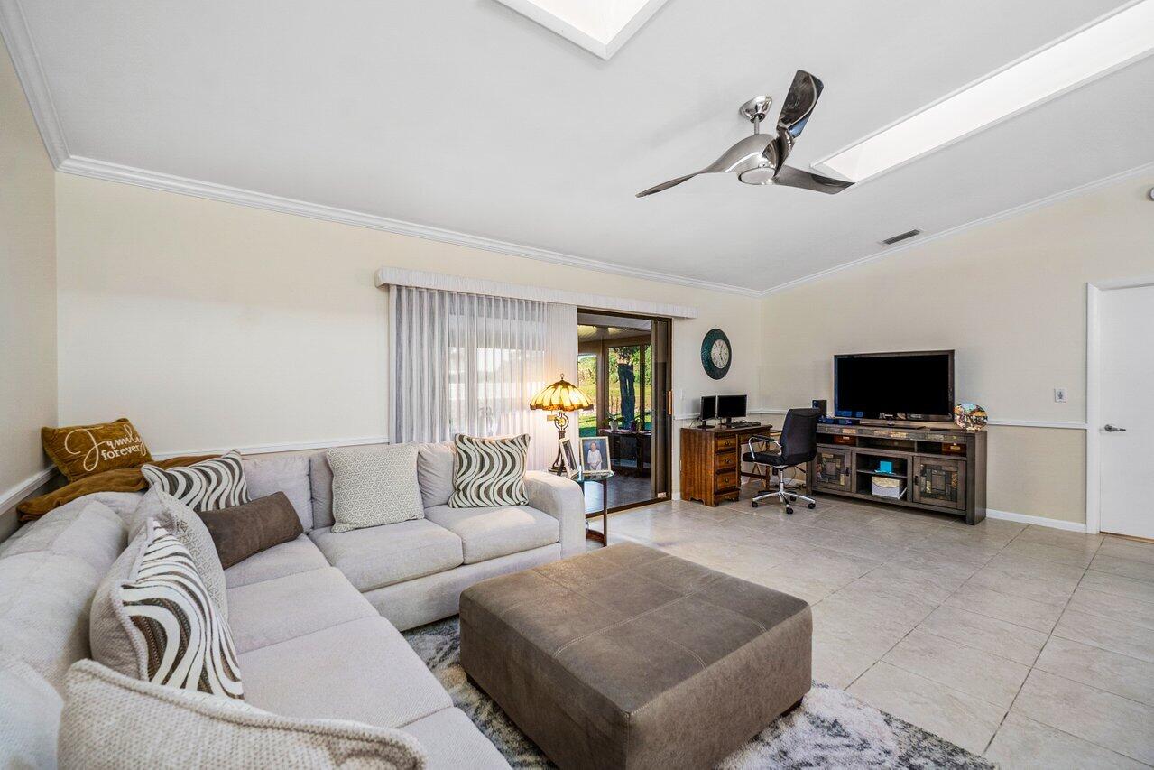 46 Farnworth Drive