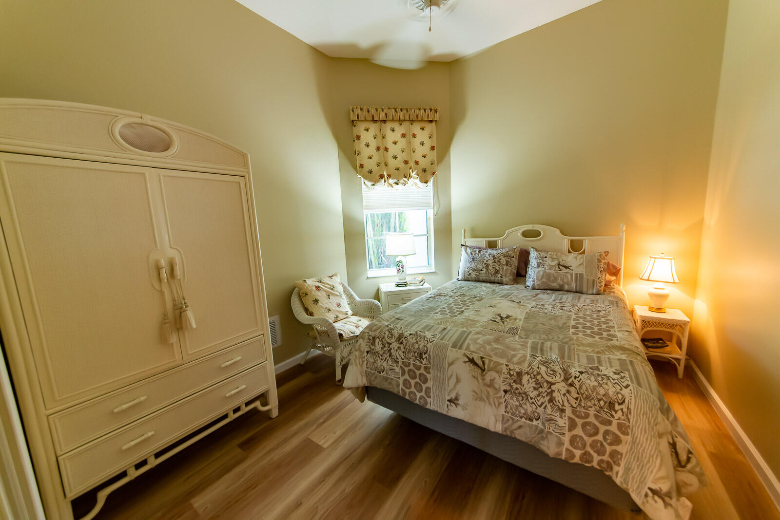 7639 Gumbo Limbo Court
