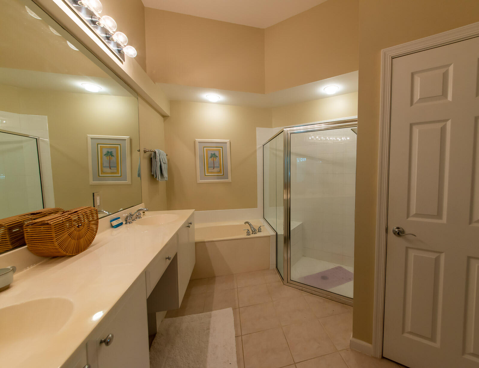 7639 Gumbo Limbo Court