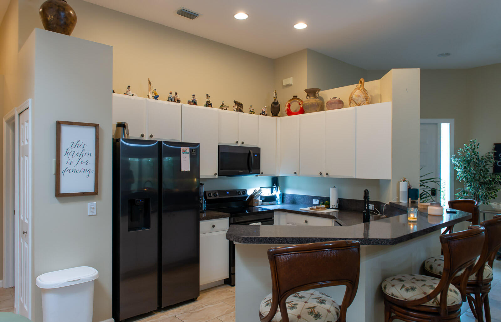 7639 Gumbo Limbo Court