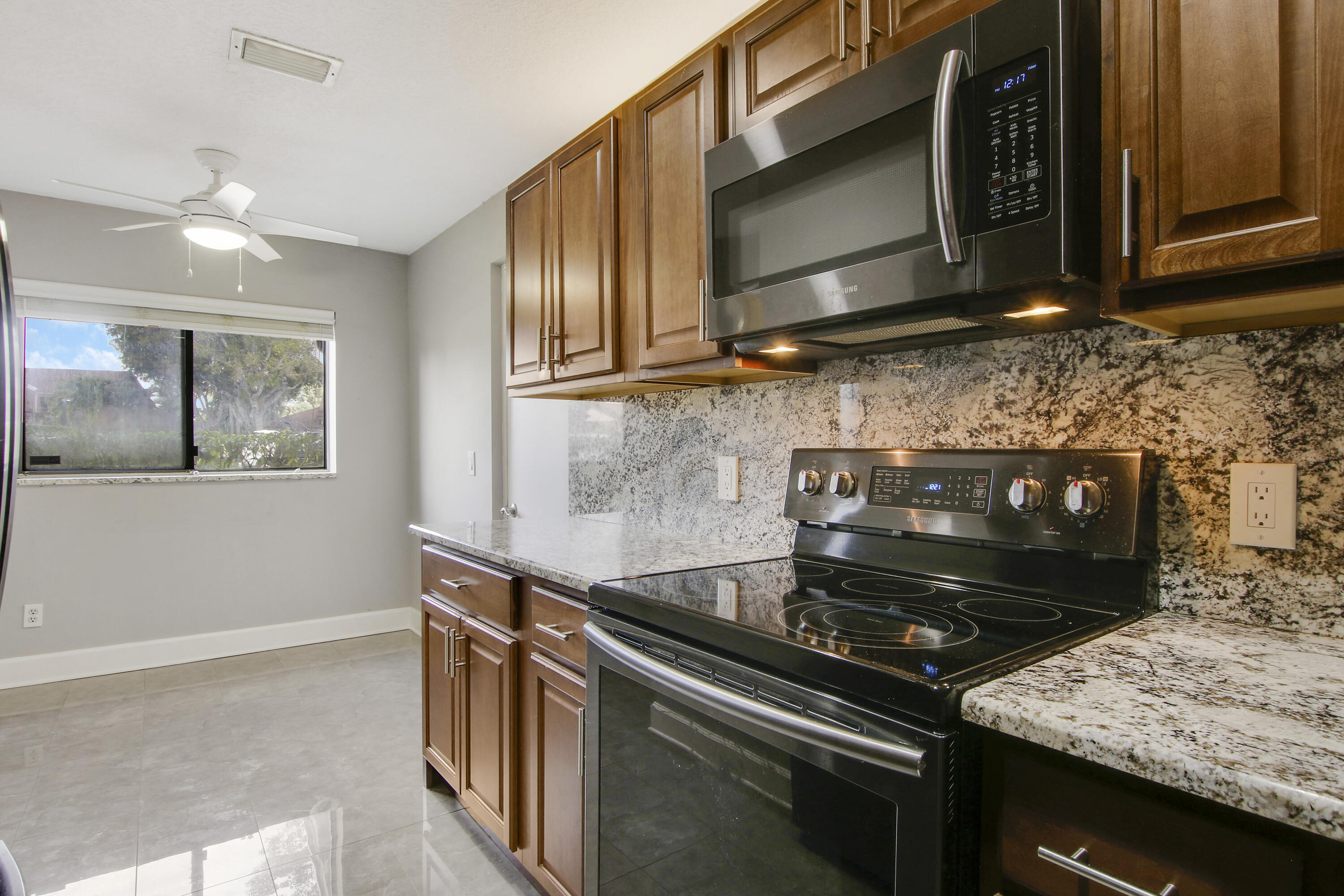 6716 Versailles Court