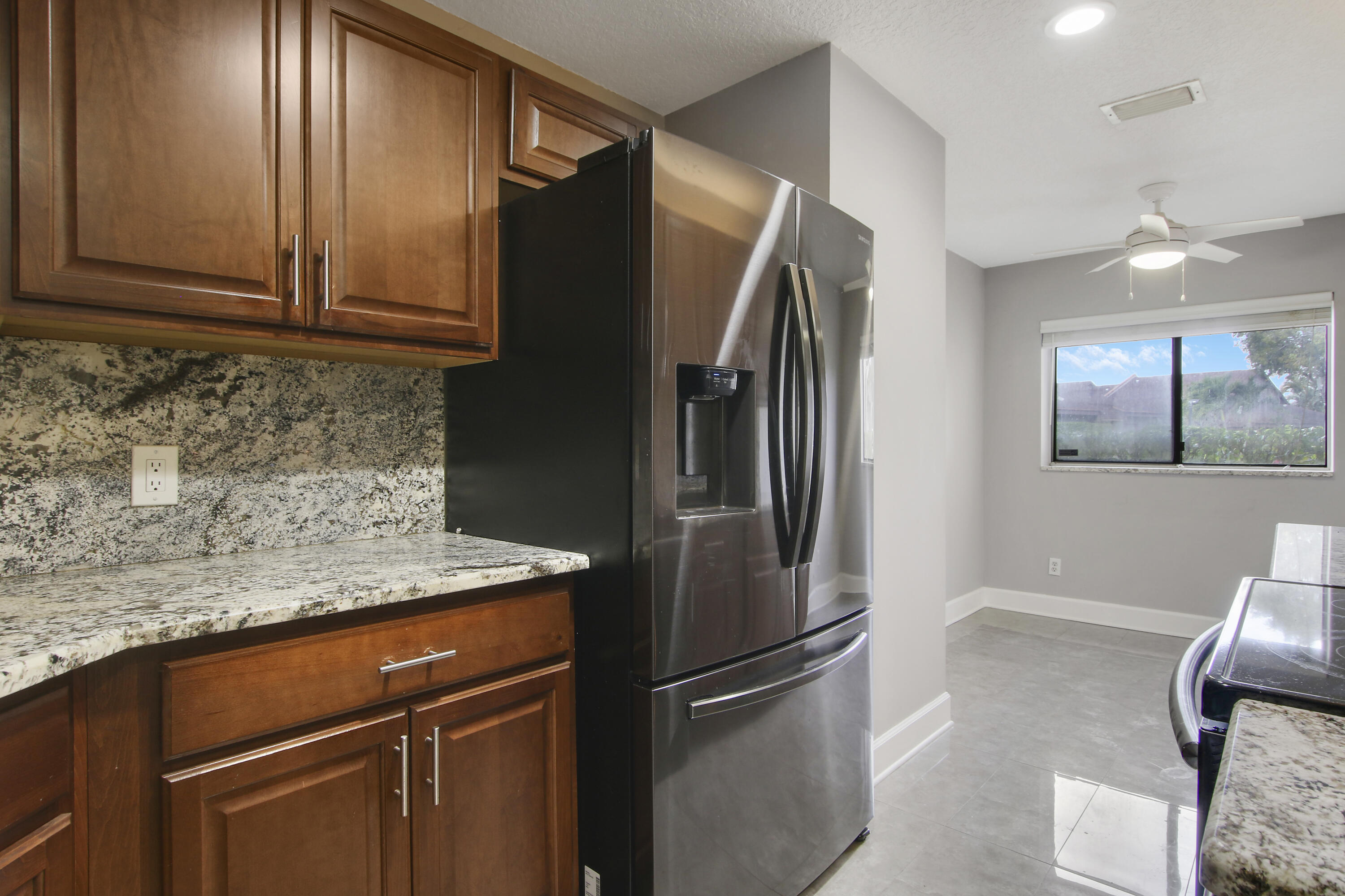 6716 Versailles Court