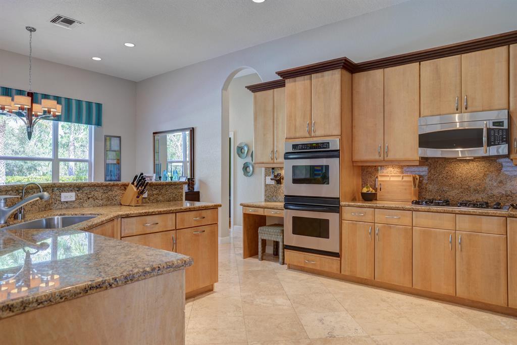2401 NW 49th Lane