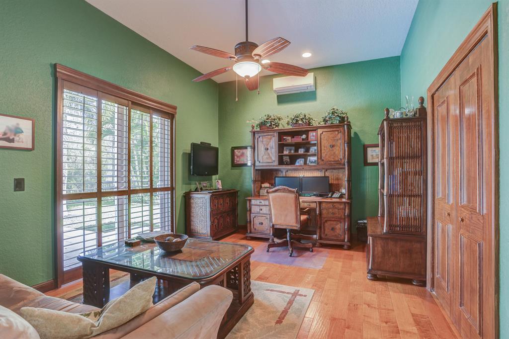 2401 NW 49th Lane