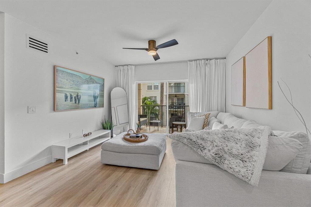 4315 Tuscany Way Unit: 4315