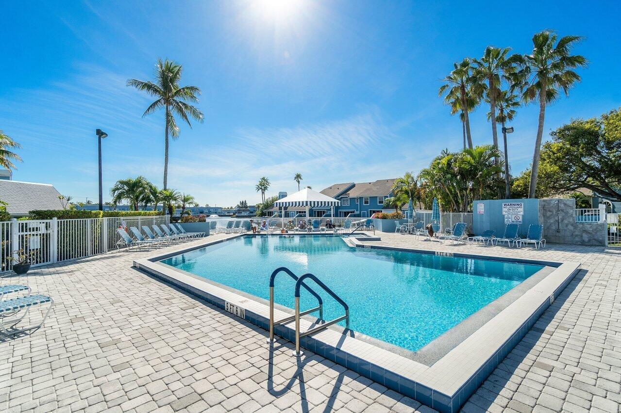 1514 Ocean Dunes Circle