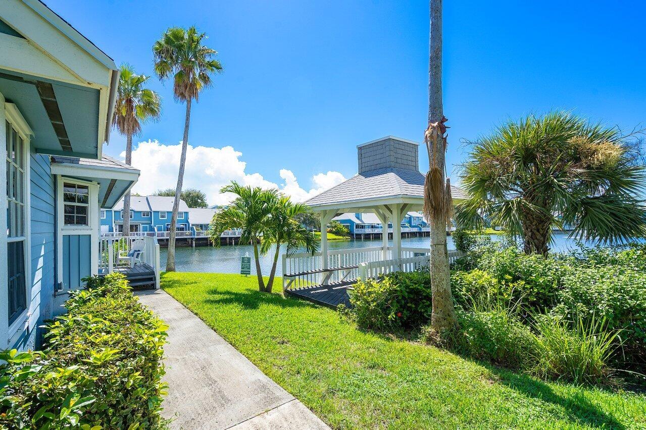 1514 Ocean Dunes Circle