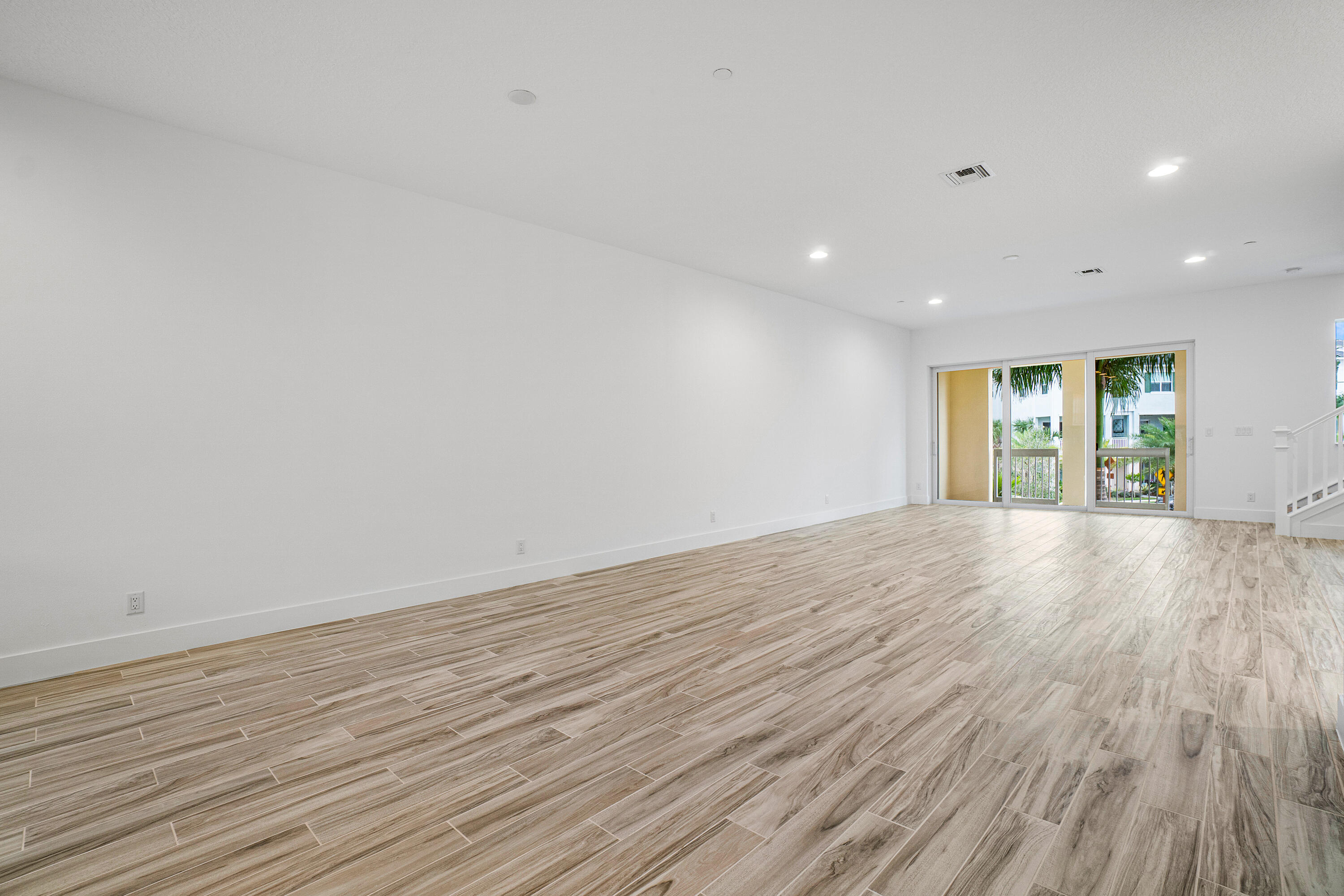 4122 Faraday Way